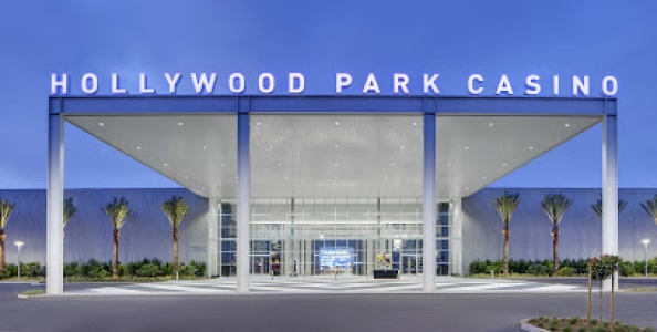 Hollywood Park Los Angeles: un full house di difficile gestione in una partita di cash game