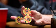Quando entrare sul filo della registrazione tardiva significa bruciare soldi: il caso al 50k High Roller WSOP