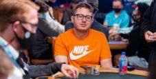 WSOP 2021: Hastings comanda il PLO8 Championship, Siena in corsa nel Mini Main Event!