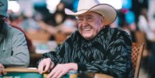 Il nice fold di Doyle Brunson al day 1A del Main Event WSOP