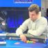 Una mano del campione del mondo di scacchi Magnus Carlsen analizzata da Charlie Carrel