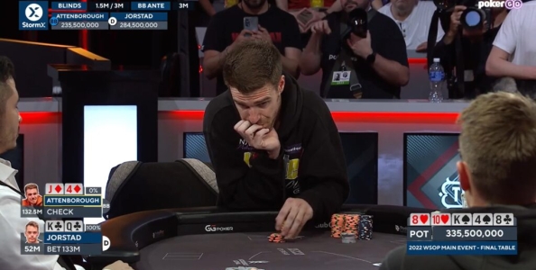 I 19 minuti in the tank di Adrian Attenborough alla prima mano del testa a testa del Main Event WSOP