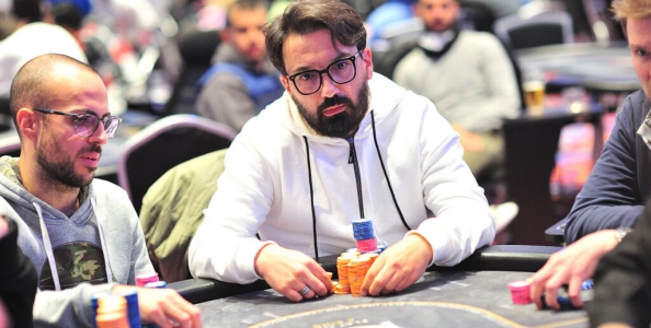 WSOP 2022 Main Event: Petroni scatenato, Speranza in scia e Pesca non molla, 5 azzurri avanzano