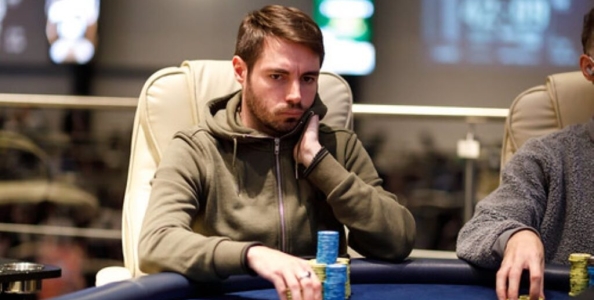 Poker Live: Andrian e Peluso a caccia del Ring, Pagliuso ancora terzo