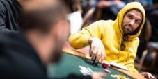 Check dietro inspiegabile o no? Uno spot che fa discutere al 25k High Roller WSOP