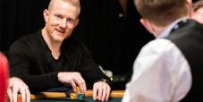 Jason Koon si ritira dal 250k HR WSOP dopo il day 1 e gli viene rimborsato il buy-in