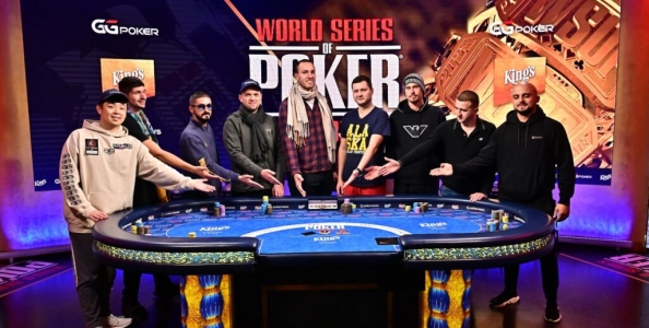 Segui Michele Tocci al tavolo finale del Main Event WSOP Europe in diretta streaming a carte scoperte!
