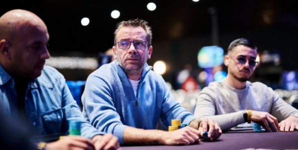 Poker Live: Fedeli e Moschitta game over nelle FPS, poker azzurro al King’s