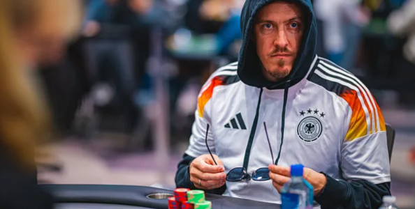 Il flop più incredibile delle WSOP 2024 elimina l’ex calciatore Max Kruse