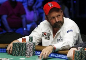 Anche Dennis Phillips all’asta su E-Bay