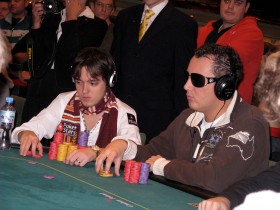 POKERSTARS.COM EPT DI VARSAVIA: MINIERI CHIP LEADER