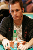 Pokerstars riammette ZeeJustin Bonomo nelle sue sale