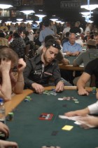 Male Il Team Sisal e Dario Minieri  mentre Roland De Wolfe centra il Triple Crown. Delfo Chialva e Mirko Amadei ITM nell’Evento 28.