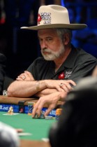 PokerStars spinge per l’entrata di Tom McEvoy nella Poker Hall Of Fame