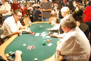 “Baby suited connectors”, mister Poveretto e quelle strade a senso unico