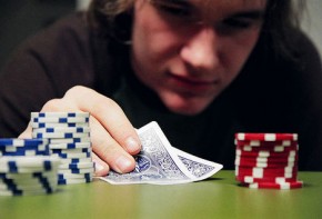 Resteal nel poker