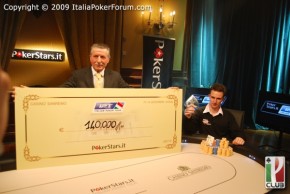 Alessio Isaia si aggiudica la tappa di Sanremo dell'IPT