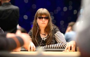 Poker After Dark: Annette Obrestad nella mischia