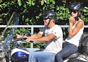 Il Poker causa della rottura tra Clooney e Canalis?