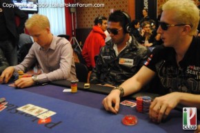 Cash Game: slitta ad agosto sulle poker room in Italia?