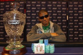 Femi Fakinle vince la tappa di Fallerney dell’UKIPT