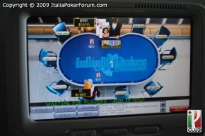Giocare a Poker Texas Hold'em in aereo