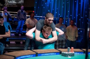 17 Giugno – Day 21 – WSOP 2010 – Paolo Grossi e Andrea Schettino a premio