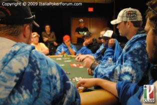 Main Wsop, coperte a “domicilio” tra i ghiacci della Pavillion Room