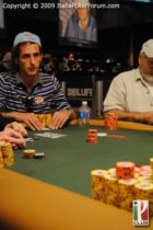 Main Wsop, Santoro out nell’ultimo colpo del day4