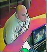 Aiuta a trovare il ricercato per l’omicidio nella sala slot di Casamassima