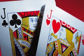Giocare una Coppia di Jack nel Poker Texas Hold’em