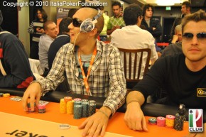 Day 2 Master del PGP: Moccia chipleader, Genovesi show
