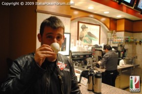 Caffè e aperitivo col November Nine