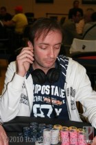 Campionato Nazionale Poker Club – Day2 ancora sotto il segno di Ernesto Coiro