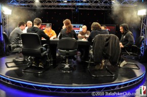 I giocatori al Tavolo finale dell’IPT Malta