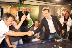 Gran successo del People’s Poker for Japan