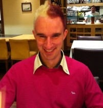 Nuovo look per Alessio Isaia