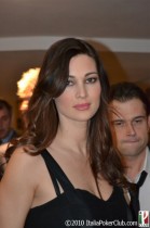 [VIDEO] Strepitosa Manuela Arcuri a Malta