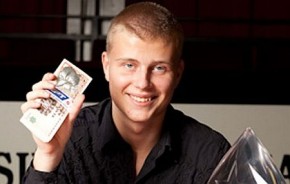 Cash game: Jens Kyllönen porta a casa 1 milione di dollari