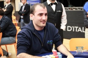 SNAI POKER CUP 2011 DAY1 – Capece chipleader, fuori Pengue e Spadaro