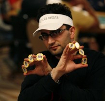 L’esilarante Side Bet tra Esafandiari e Dwan ai tavoli delle WSOP