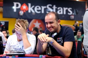 Chipleader, le strategie dei pro per vincere i tornei: gli assi nei primi livelli.