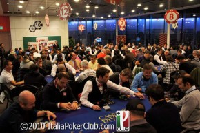Tilt Poker Cup day 1: ancora in gioco Cantonati, Galic, Mazzia e Zumbini!