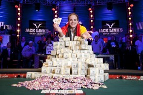 Pius Heinz è il campione delle WSOP 2011!