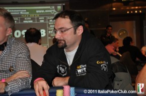 Graziano comanda il Day1A delle Poker live Adventure