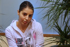 Alexia Gonzales: un milione di mani nel 2012!