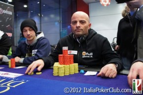 Roberto Sabato al comando del tavolo finale del Pokeroom Challenge!