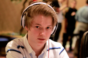 High Stakes Macao: Ole-Kristian Nergård mucka una mano vincente contro Tom “durrrr” Dwan!