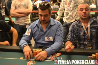 WPT National: Simone Ferretti comanda il final table!