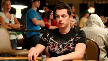 Tom ‘durrr’ Dwan riappare a Manila per le Triton SHR Series!